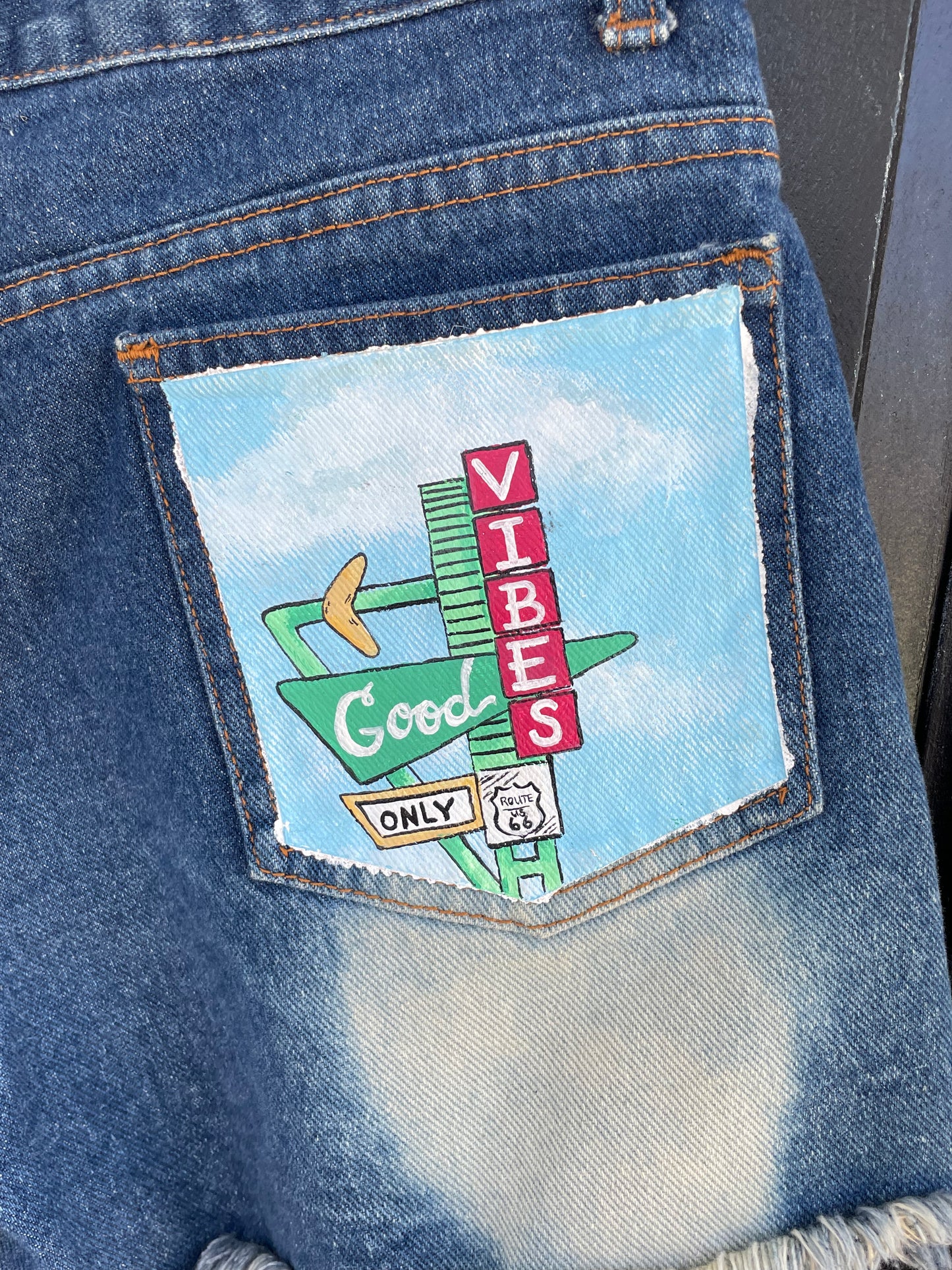Size 8 | Route 66 | Low Rise Retro Painted Denim Shorts