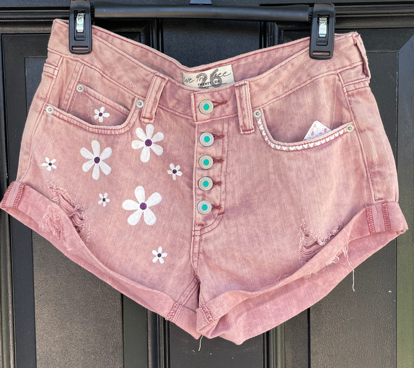 Size 26(2) Pocket full of daisies | Hand-painted We The Free People Jean Shorts